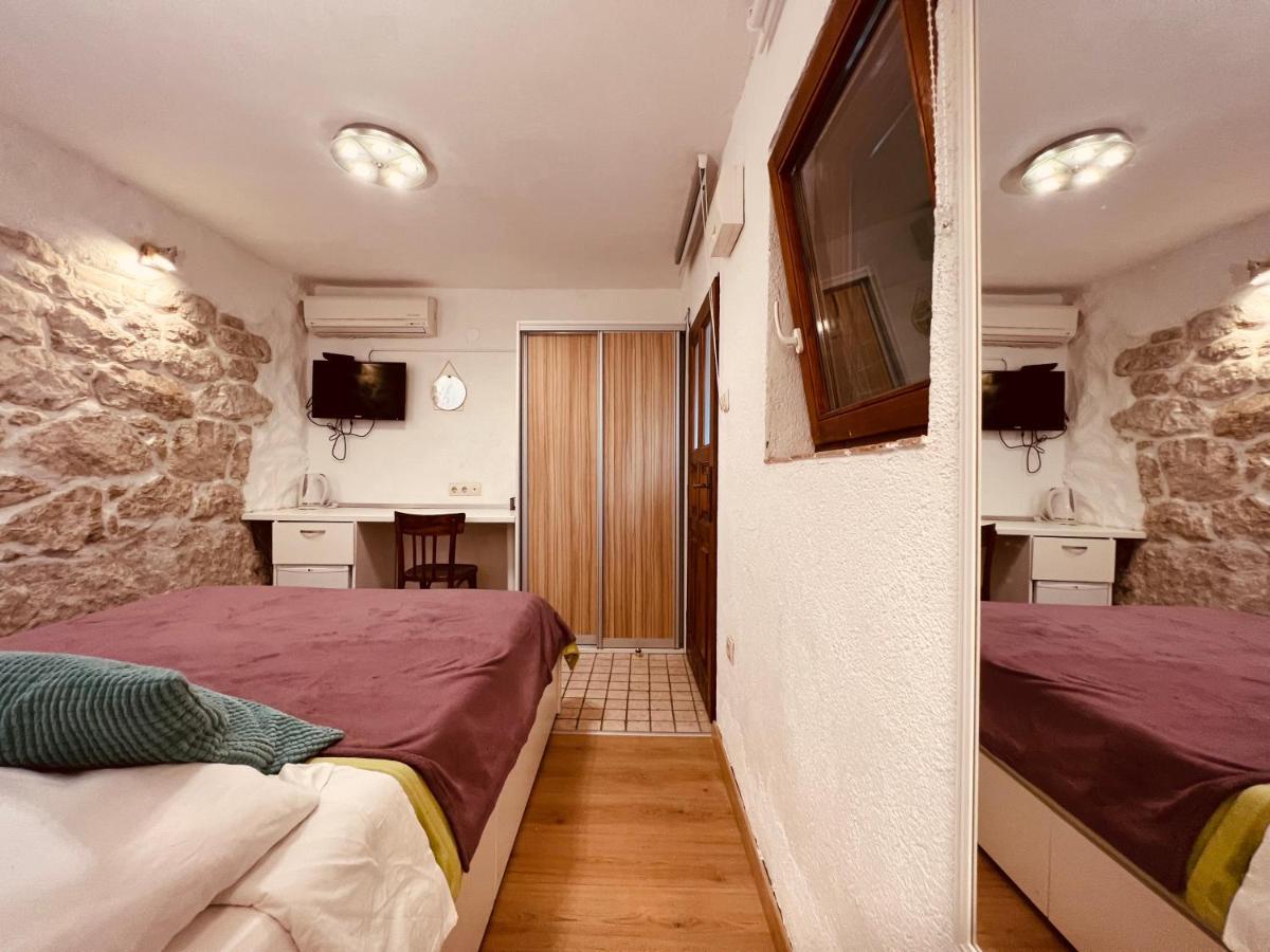 Guesthouse F Split Exterior foto