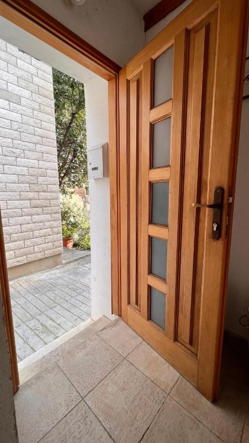 Guesthouse F Split Exterior foto