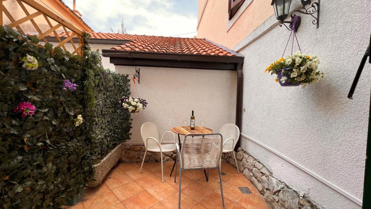 Guesthouse F Split Exterior foto